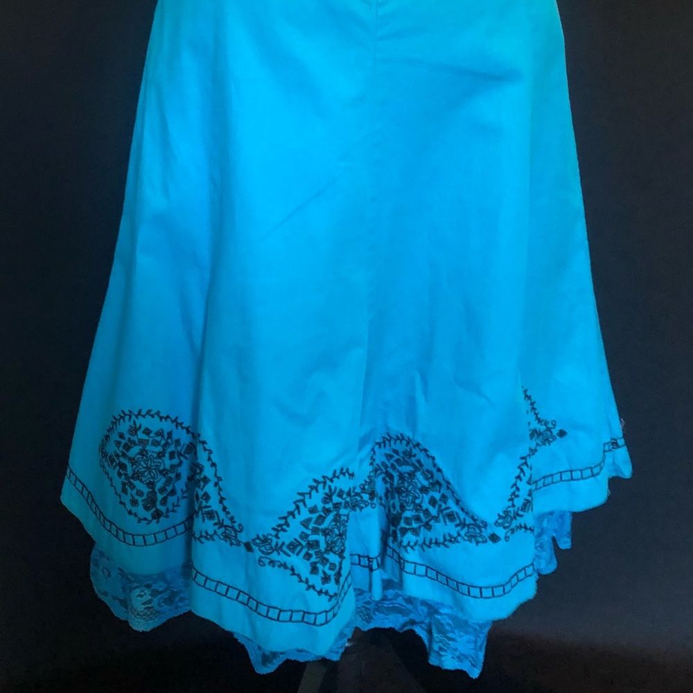 Lucy Paris, Full Circle Skirt, Embroidered/Sequin’s, Lace Ruffle Hem, Size Small